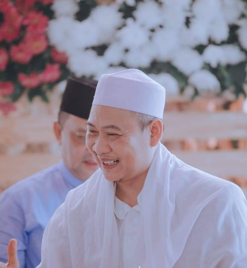 Profil KH Uci Turtusi Pimpinan Ponpes Al Isytiqlaliyah Tangerang