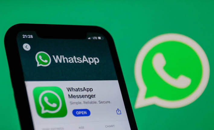 Pakai Cara Ini Bisa Lihat Status WA yang Disembunyikan