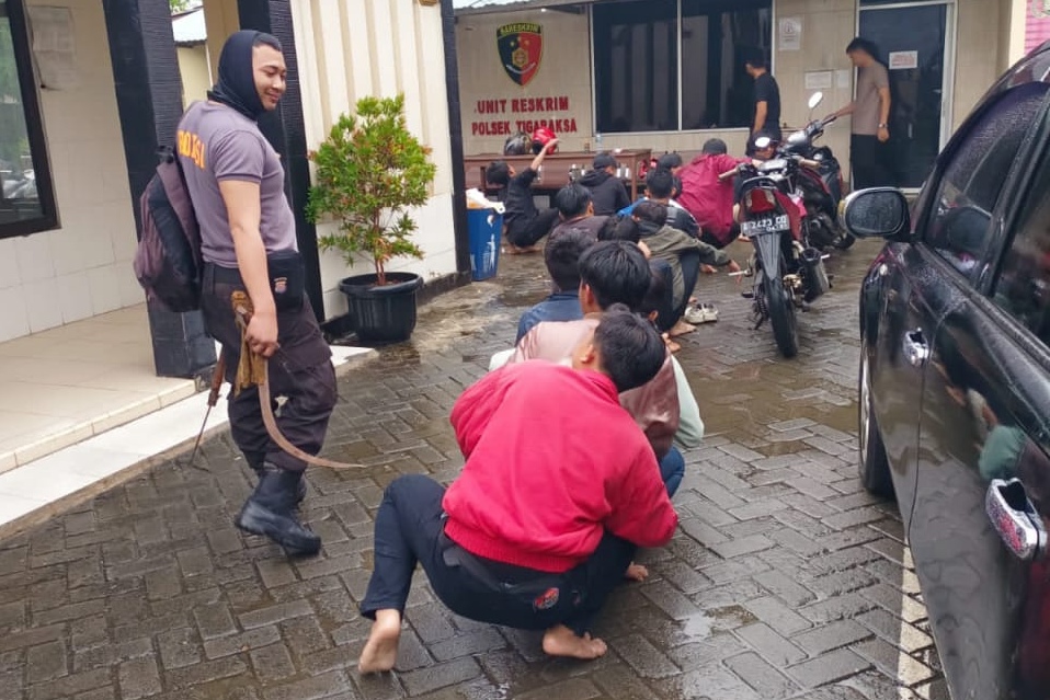 Dua Kelompok Gangster Mau Tawuran di Cikupa Tangerang, Kepergok Polisi Bawa Celurit dan Gergaji