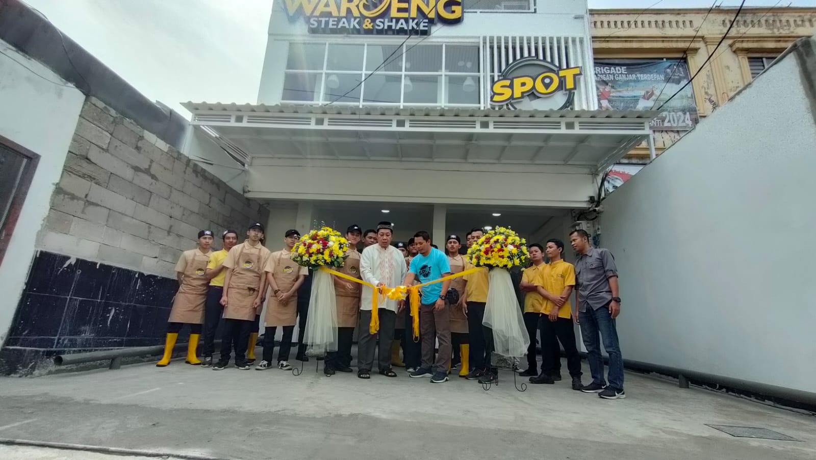 Waroeng Steak and Shake Usung Tema Workspace untuk Mahasiswa di Tangsel
